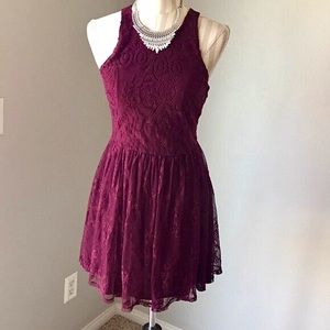 Hollister burgundy velvet lace skater dress (M)
